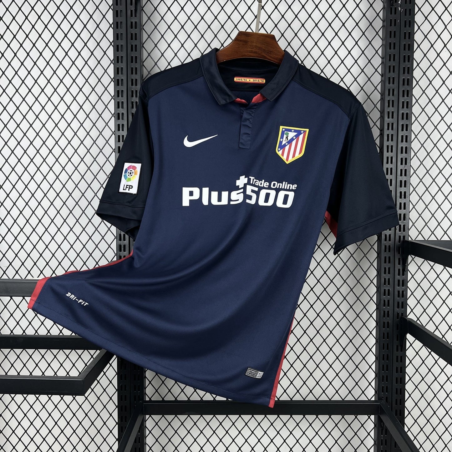 A. Madrid Retro 2015/16 Away