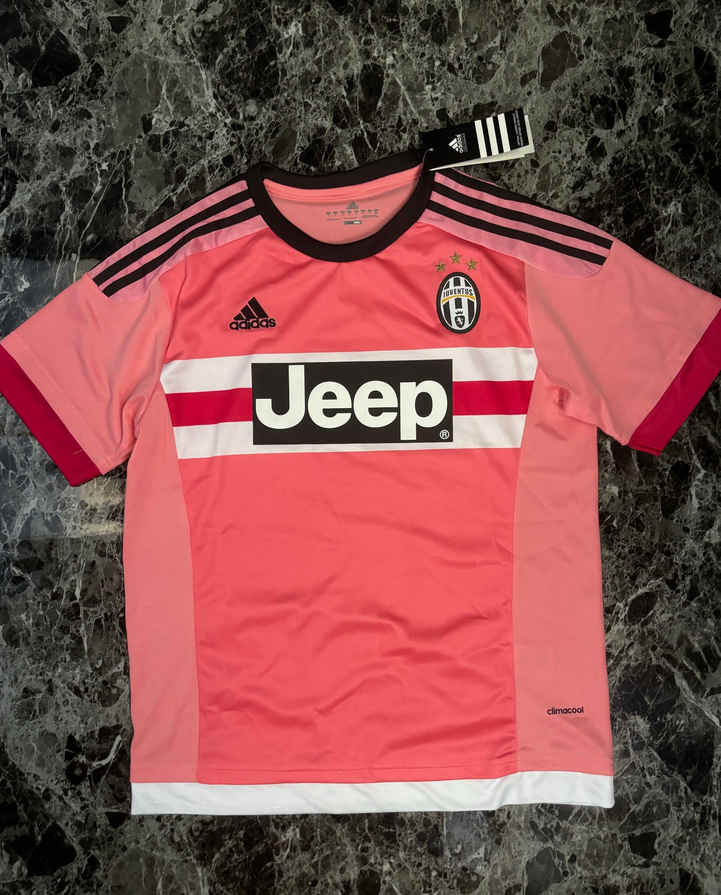 Juventus Away 2015-2016 Pink