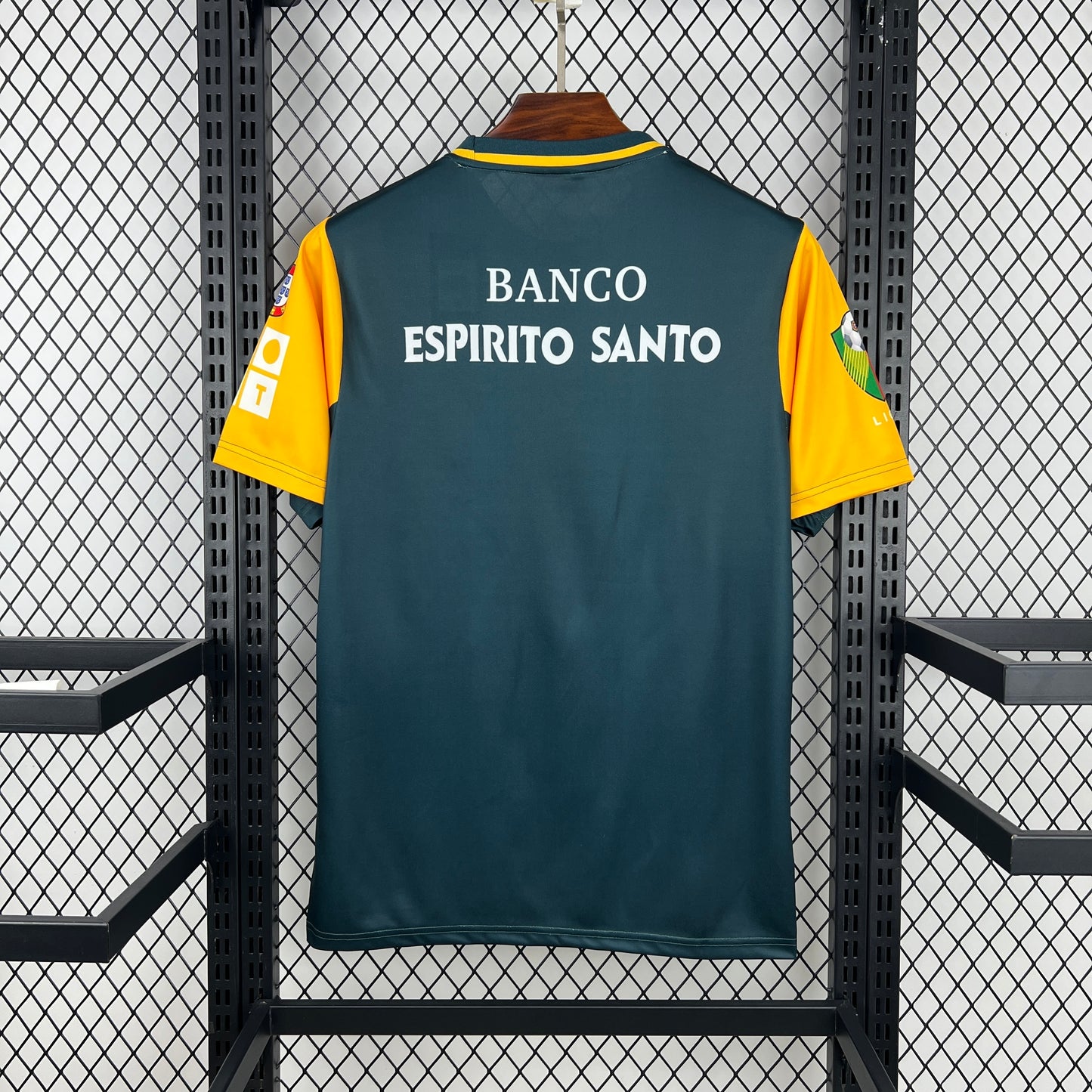 Sporting CP 2002/03 Away Jersey